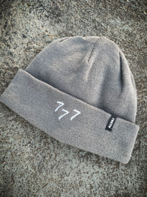 Gorro 777 Cinza Altai